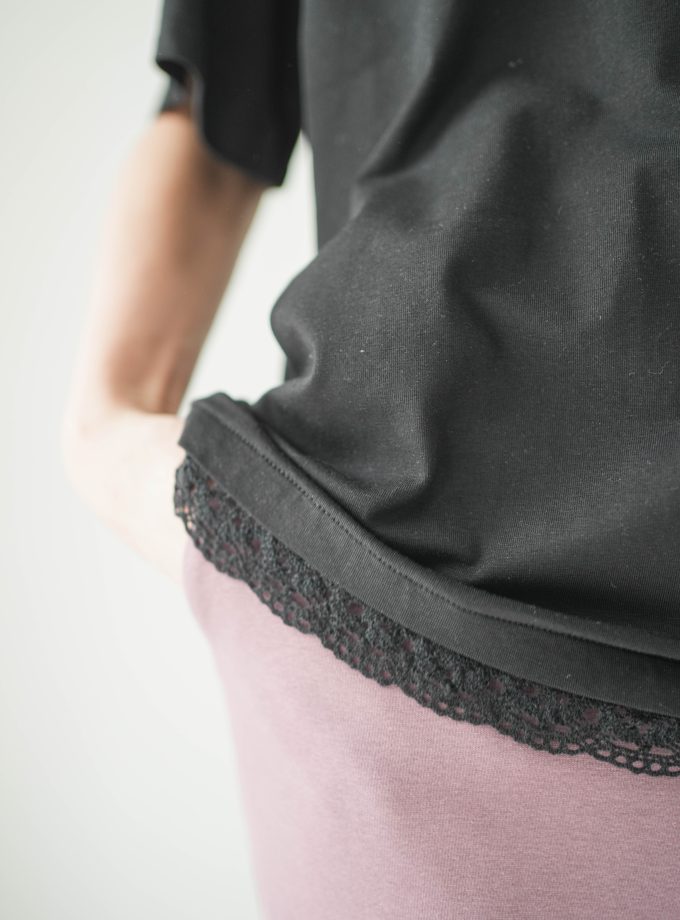 T-SHIRT Z KORONKĄ BLACK